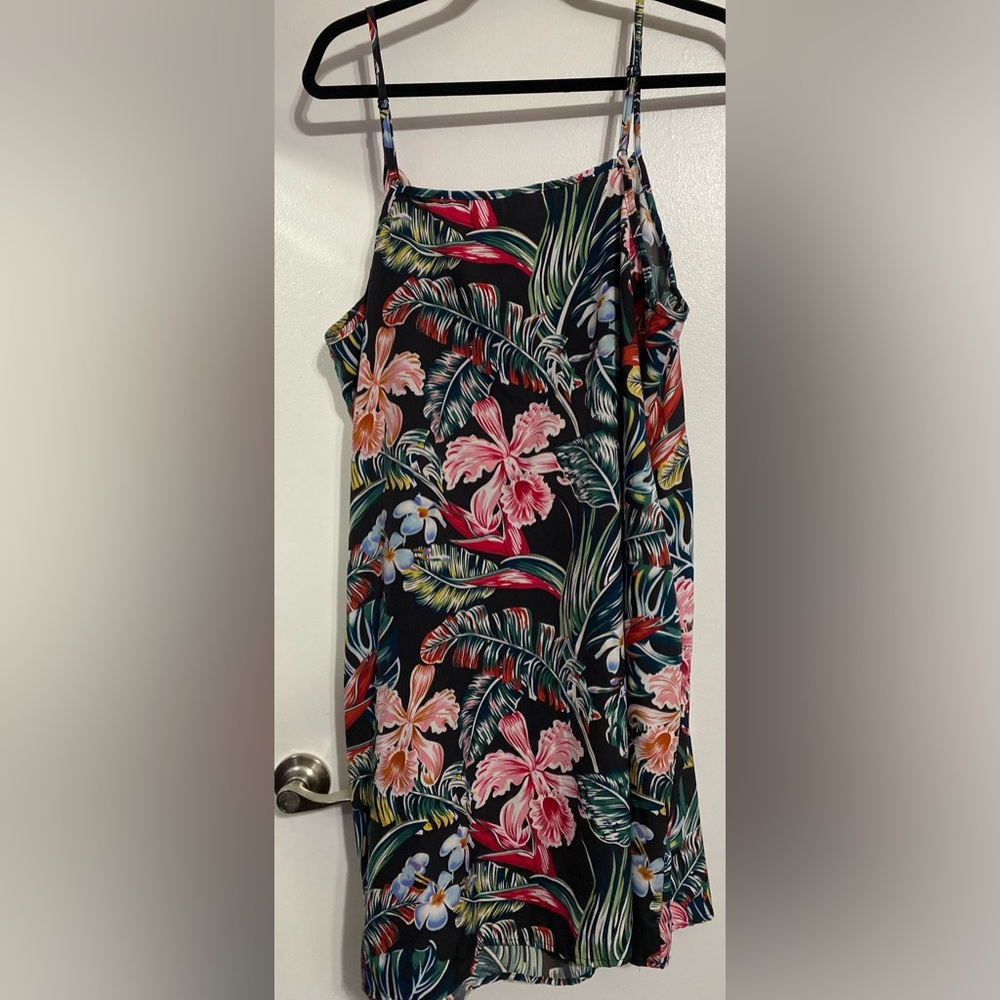 SHEIN Adjustable Strap Floral Dress - Picture 2 of 4